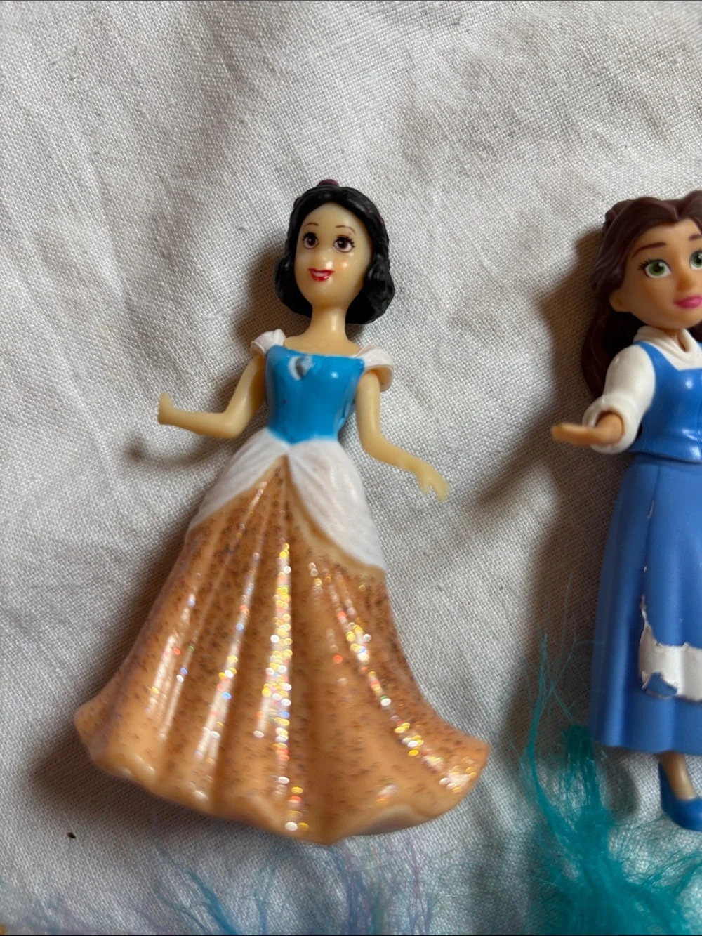 Disney Princess & Trolls Kids Toy Bundle - Blue, Teal, Pink( mini dolls)